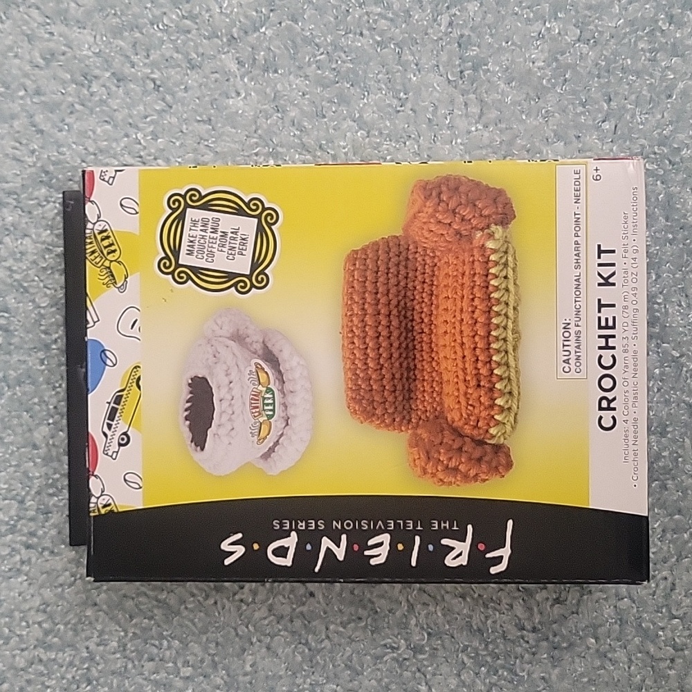 FRIENDS Crochet kit